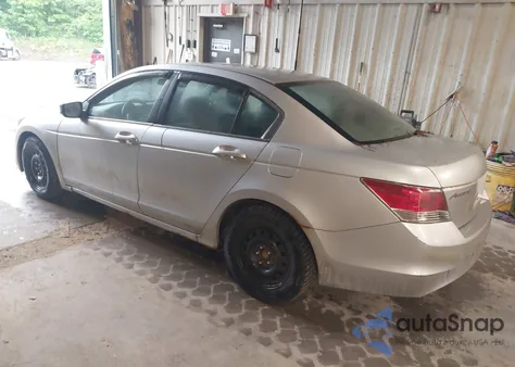 2010 Honda Accord 2.4 Lx-P из США, поврежденный, VIN 1HGCP2F40AA079035